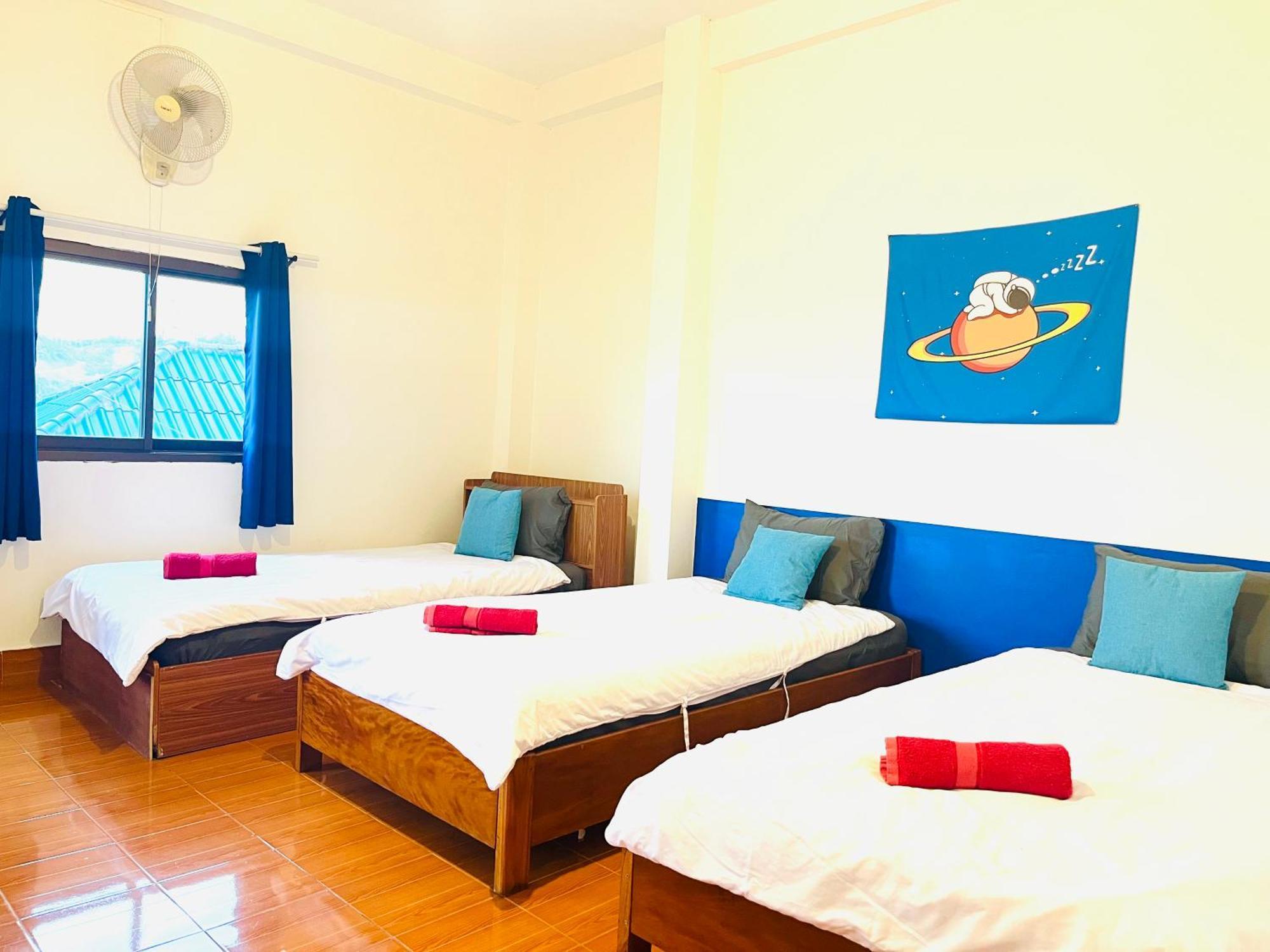 1 Min To Slow Boat Guesthouse Konekeo Экстерьер фото